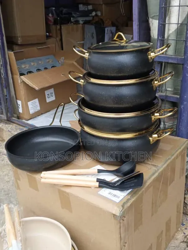 Cooking Pot