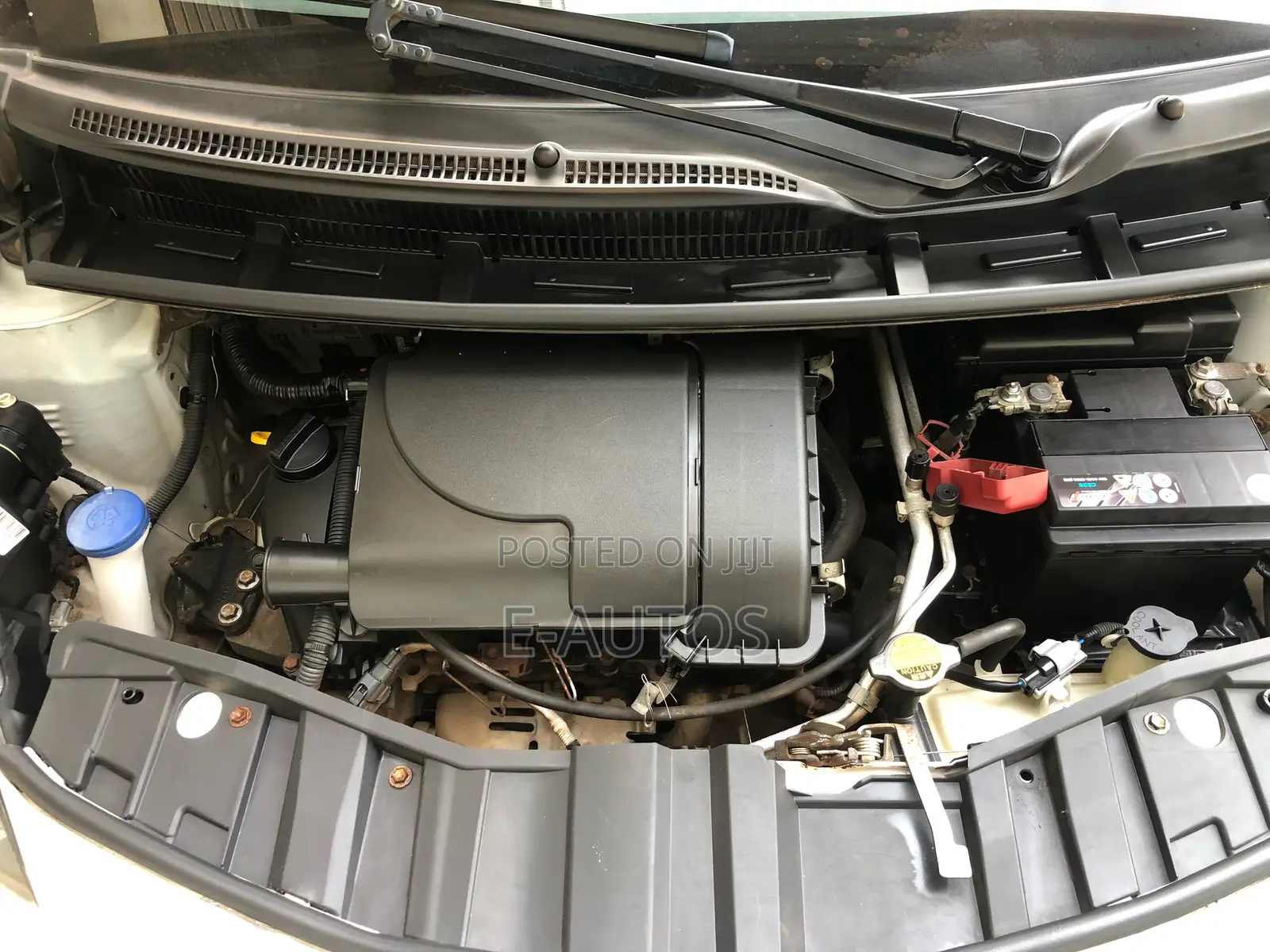 Toyota Aygo 1.0 5-Door 2012 White