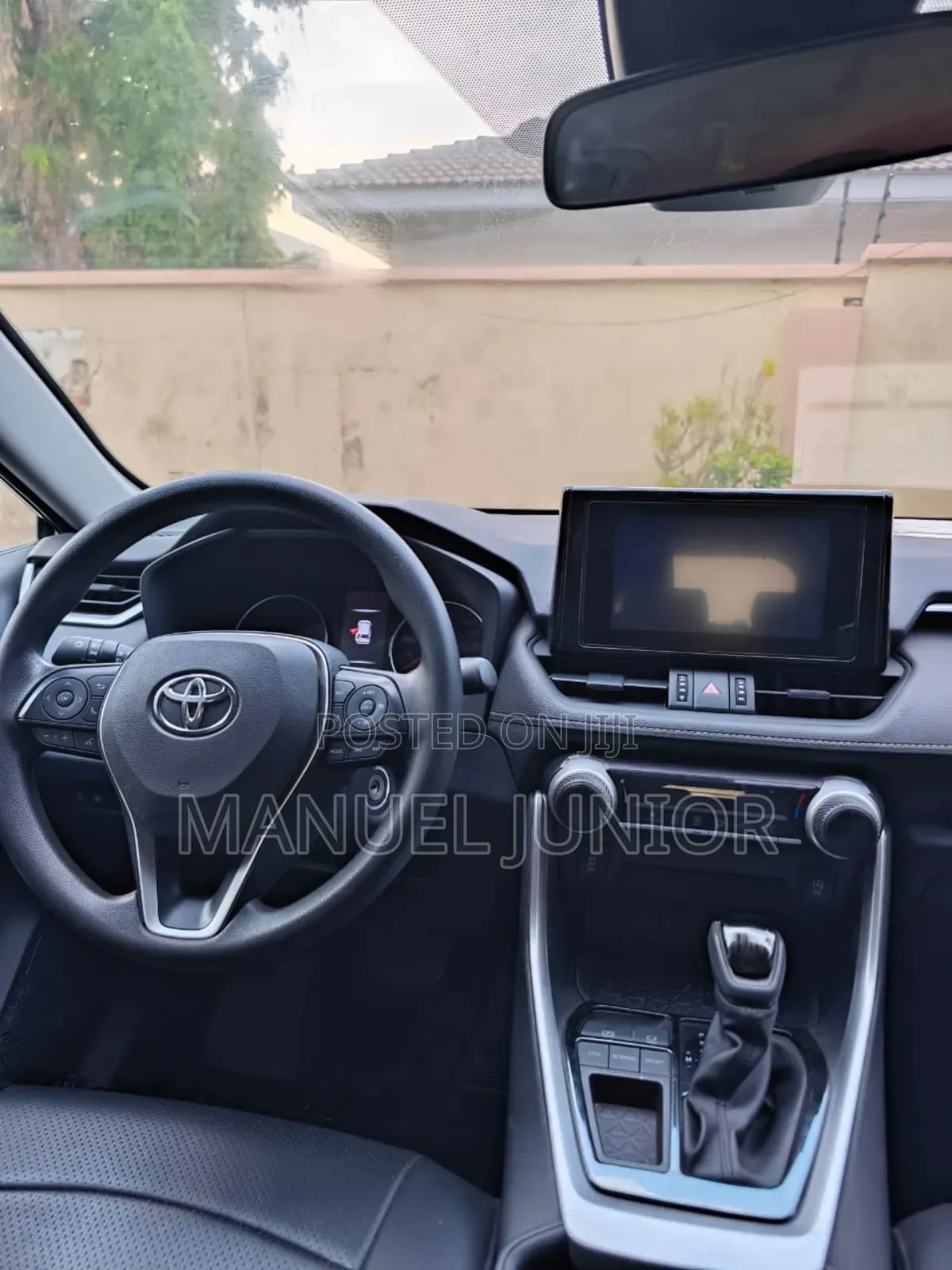 Toyota RAV4 LE 2022 Black