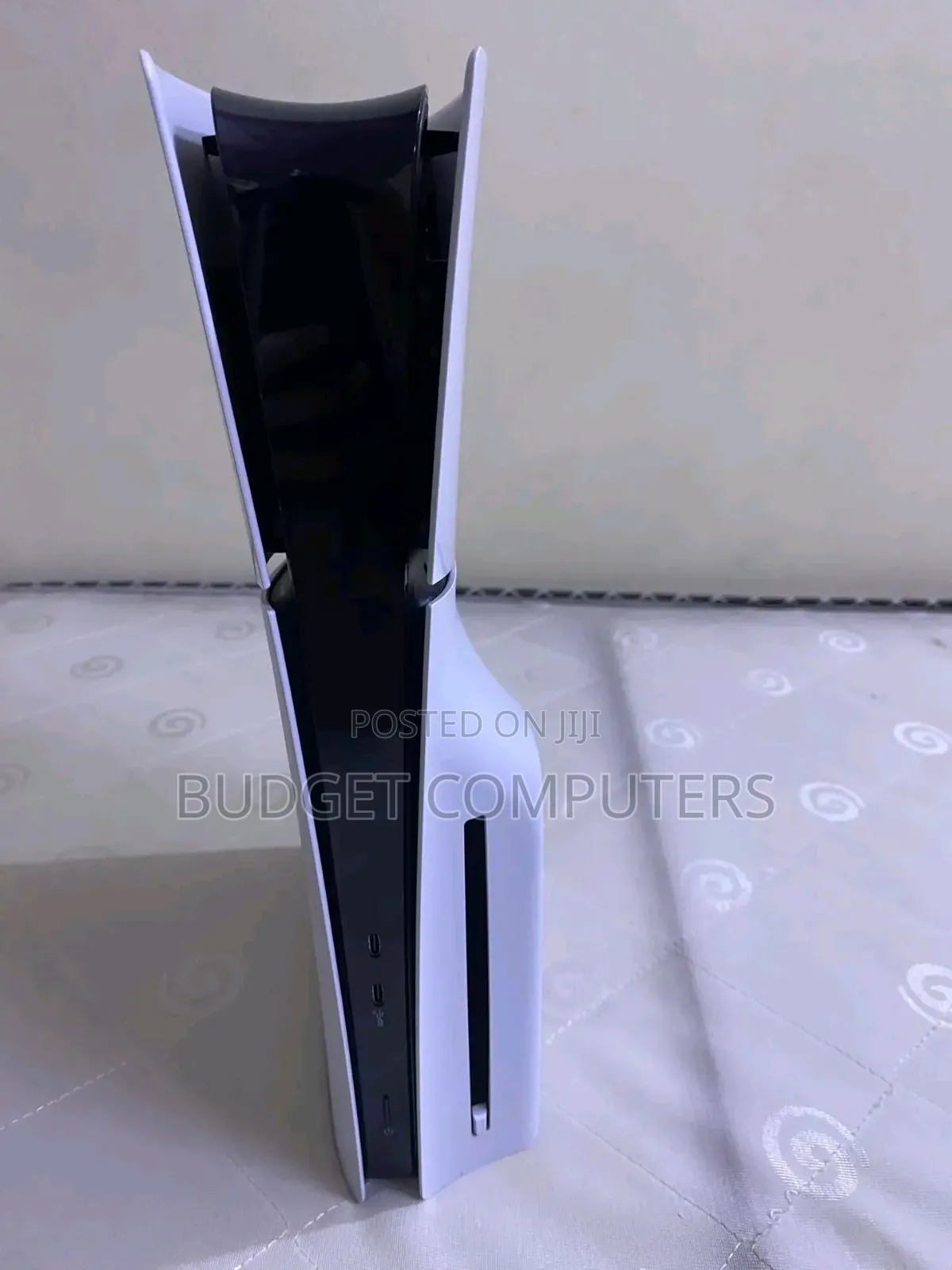 1tb Ps5 With Two Cd Games