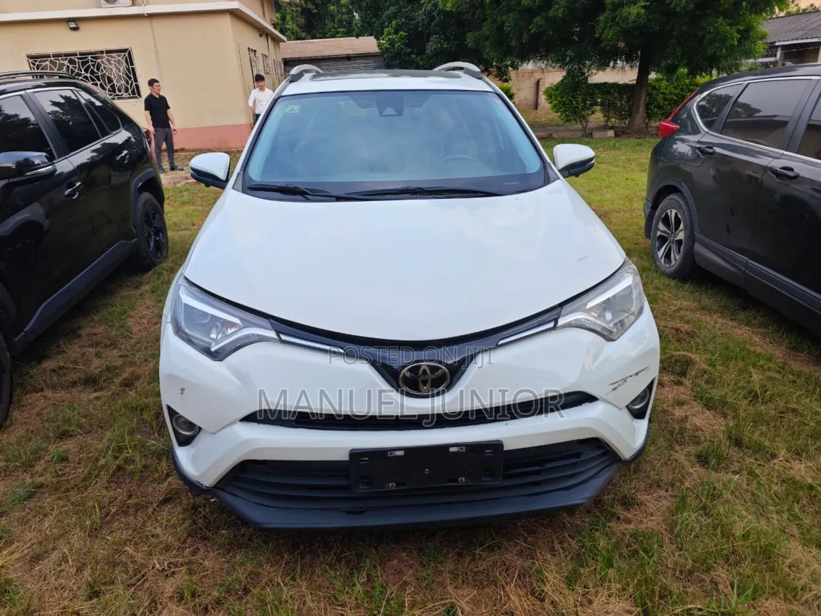 Toyota RAV4 Limited 4dr SUV AWD (2.5L 4cyl 6A) 2018 Off white