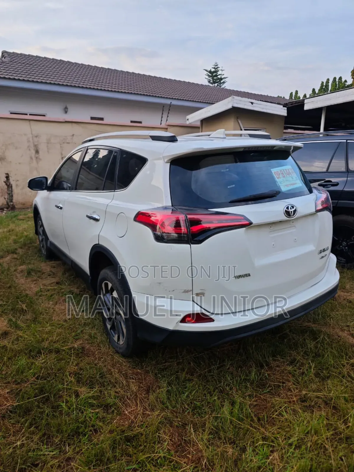 Toyota RAV4 Limited 4dr SUV AWD (2.5L 4cyl 6A) 2018 Off white