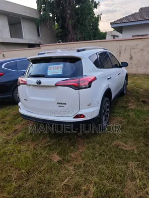 Toyota RAV4 Limited 4dr SUV AWD (2.5L 4cyl 6A) 2018 Off white