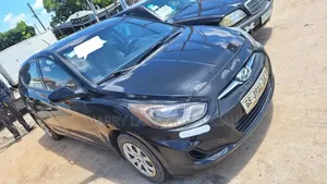 Hyundai Accent 2012 Black