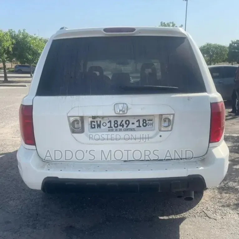 Honda Pilot 2010 White