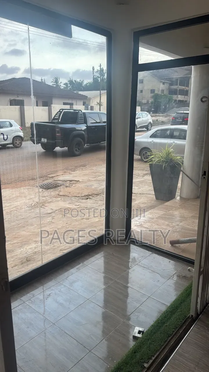 Decent Shop at Adenta Sakora Junction 5 for Rent