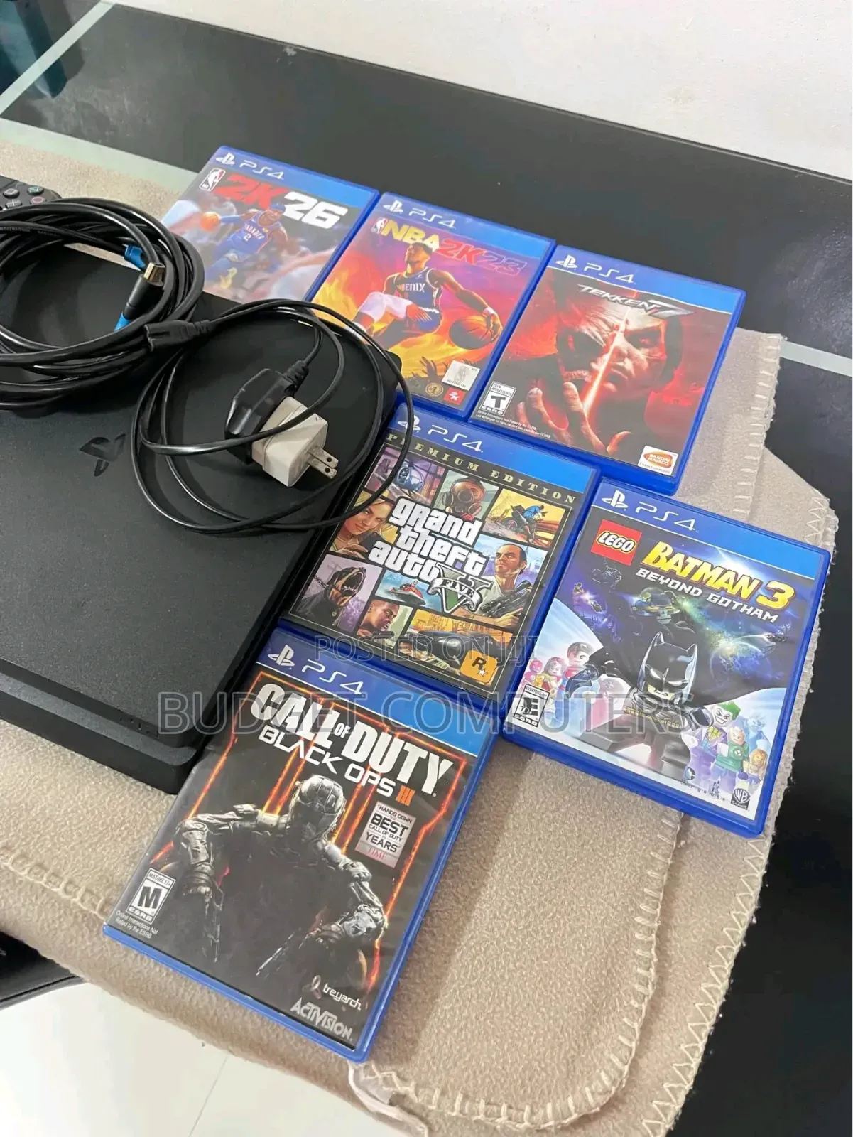Play Station 4 Slim