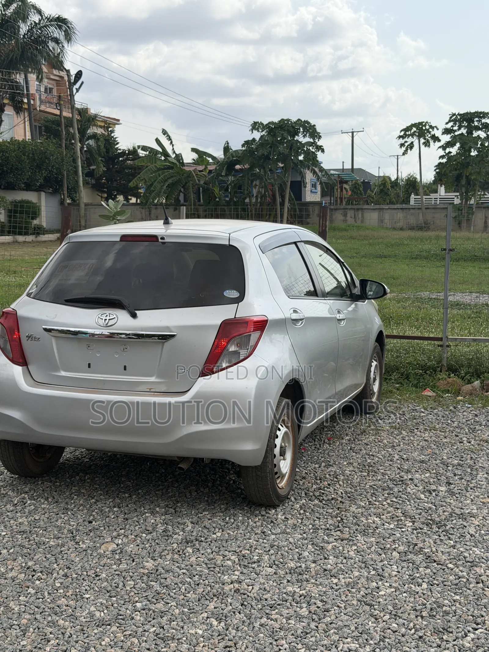 Toyota Vitz 2013 Gray
