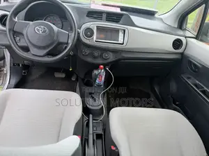 Toyota Vitz 2013 Gray