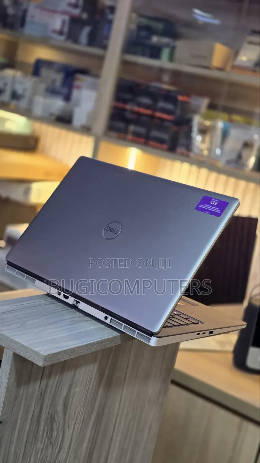 Laptop Dell Precision 7760 32GB Intel Xeon SSD 512GB