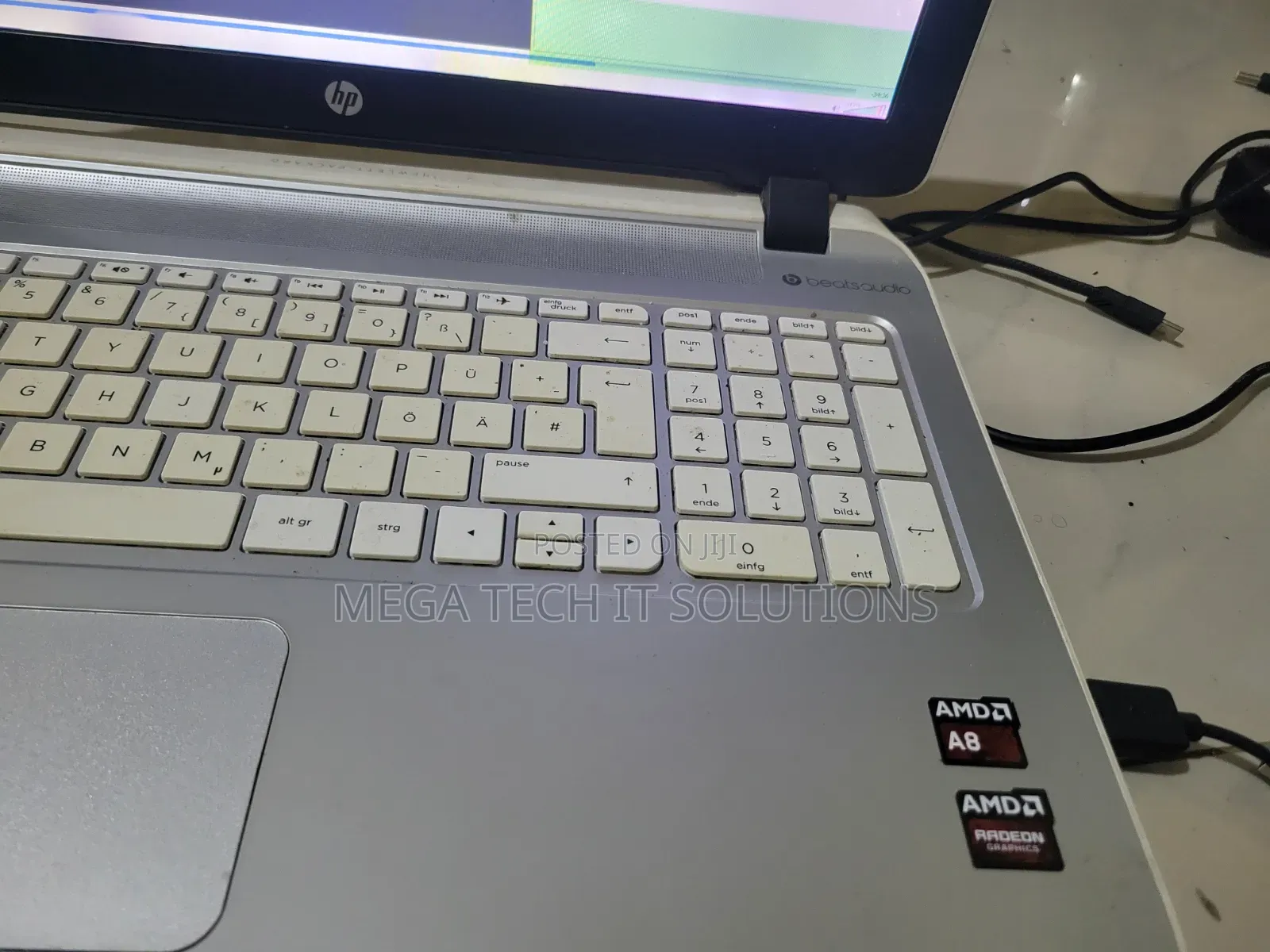 Laptop HP Pavilion 15 12GB AMD A8 HDD 500GB