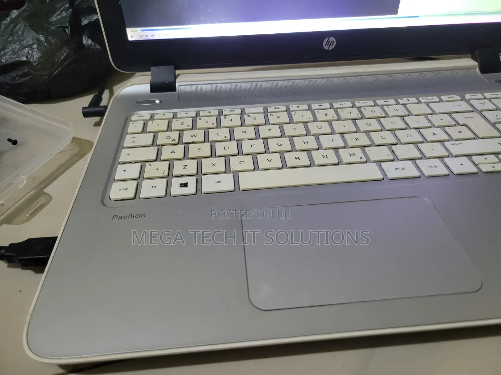Laptop HP Pavilion 15 12GB AMD A8 HDD 500GB