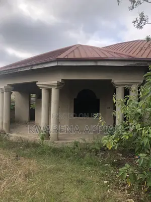 17bdrm House in Mark Estate At, Kumasi Metropolitan for sale