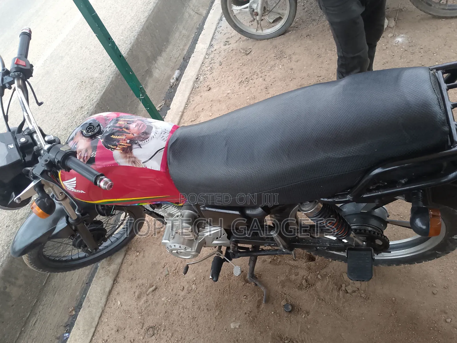 Honda 2021 Red
