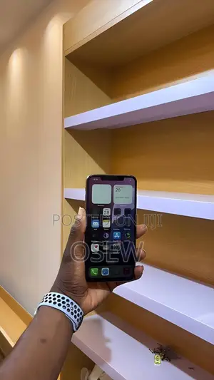 Apple iPhone XS Max 64 GB Gold