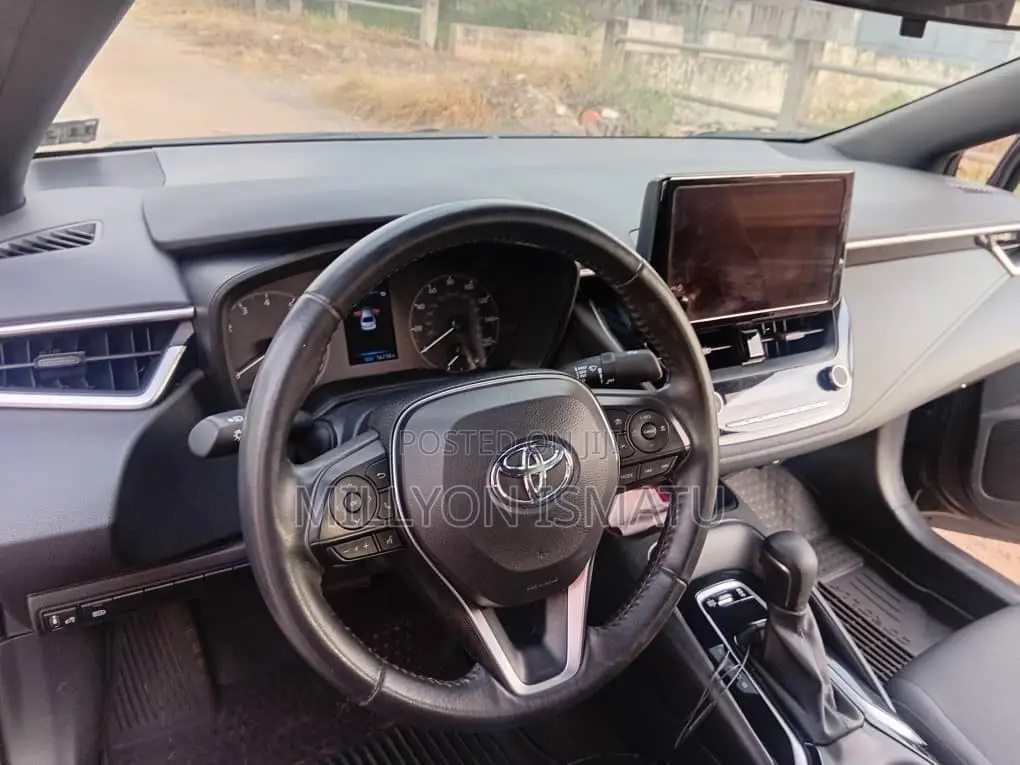 Toyota Corolla SE 2024 Gray