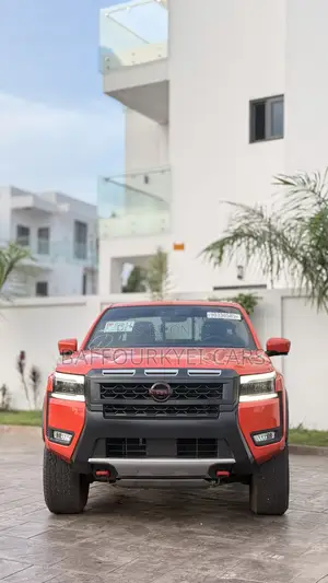 Nissan Frontier Crew Cab 4x4 PRO-4X 2025 Red