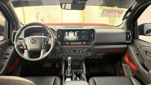 Nissan Frontier Crew Cab 4x4 PRO-4X 2025 Red