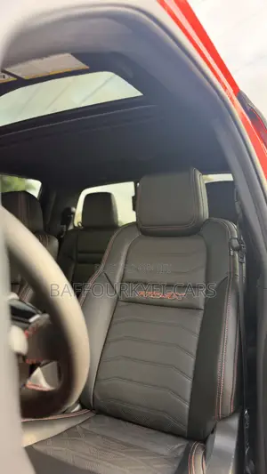 Nissan Frontier Crew Cab 4x4 PRO-4X 2025 Red