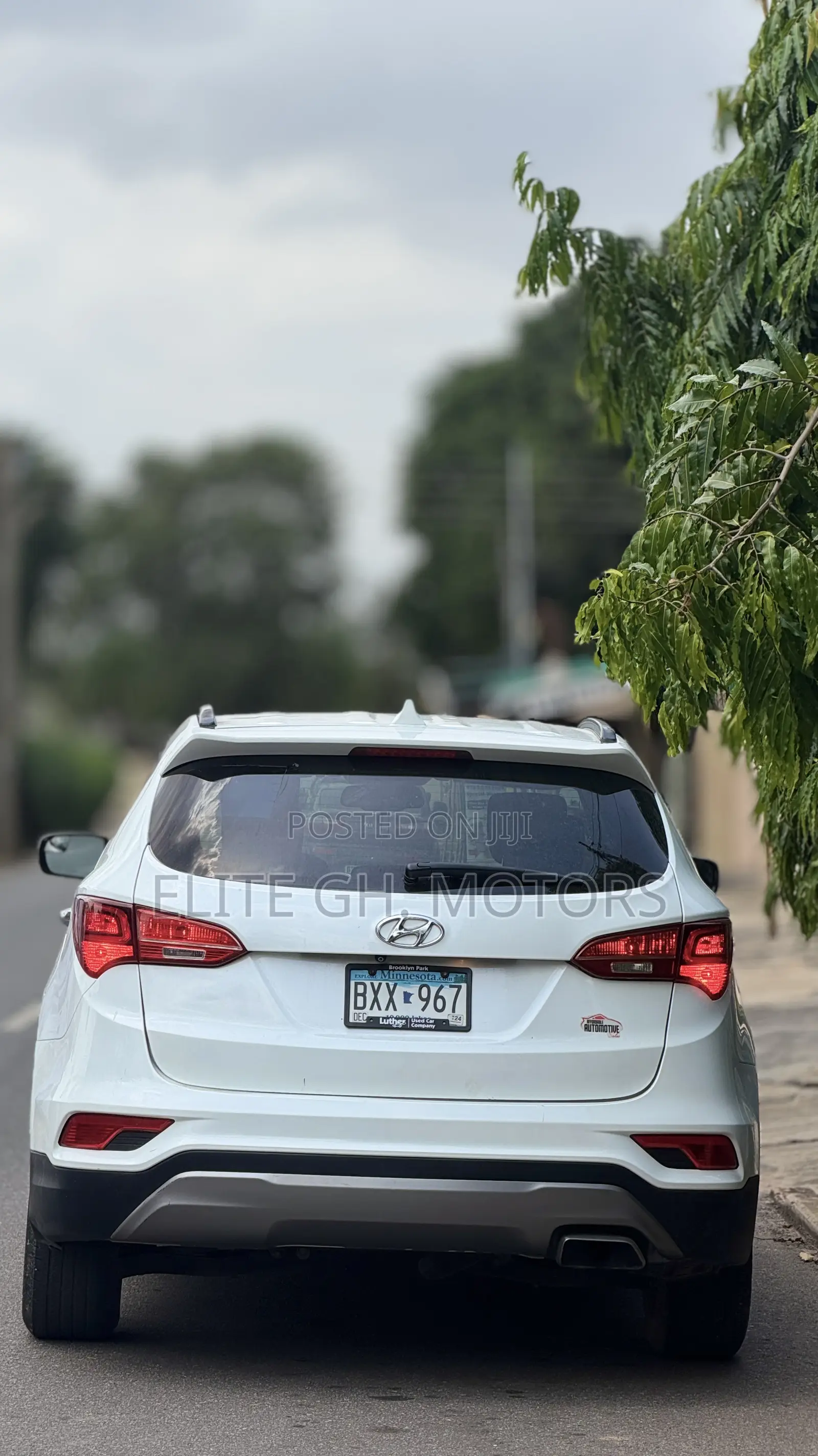 Hyundai Santa Fe 2017 White