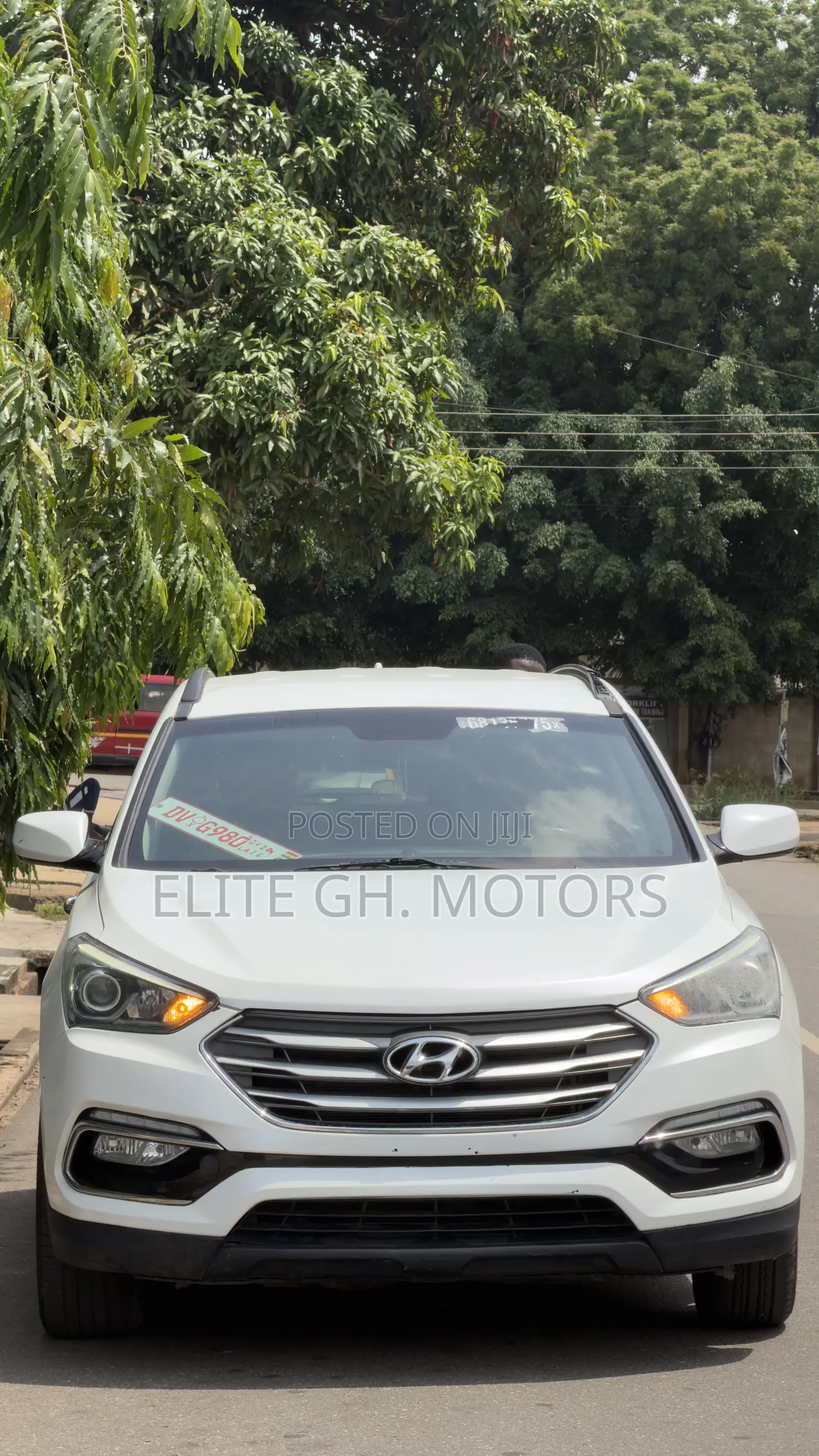 Hyundai Santa Fe 2017 White