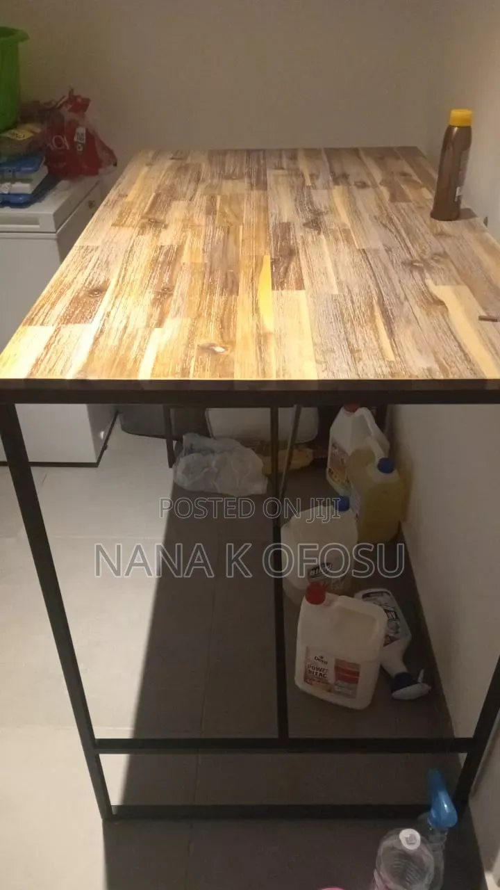 Slightly Used Quality Table Bought From Orca Deco for Sale.