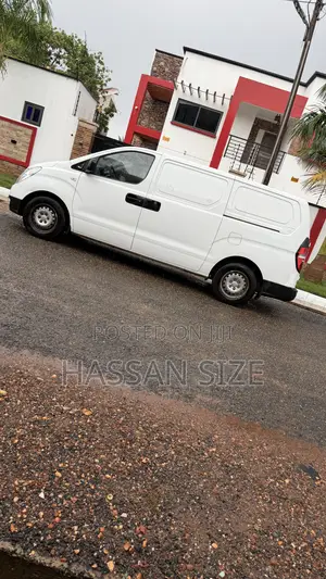 Hyundai H1 2008 White