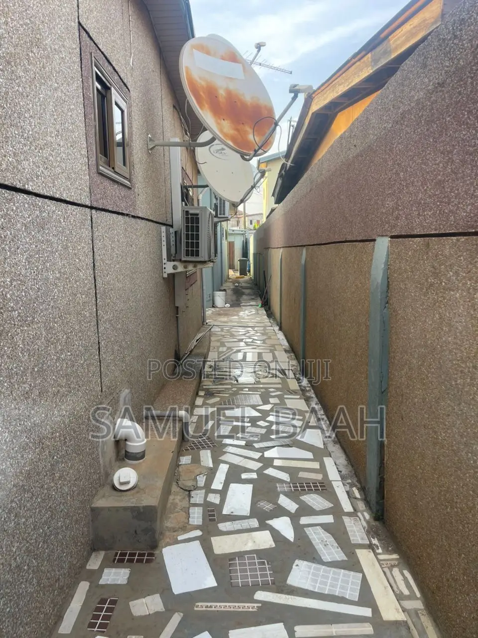 Furnished 6bdrm House in House For Sale At for sale