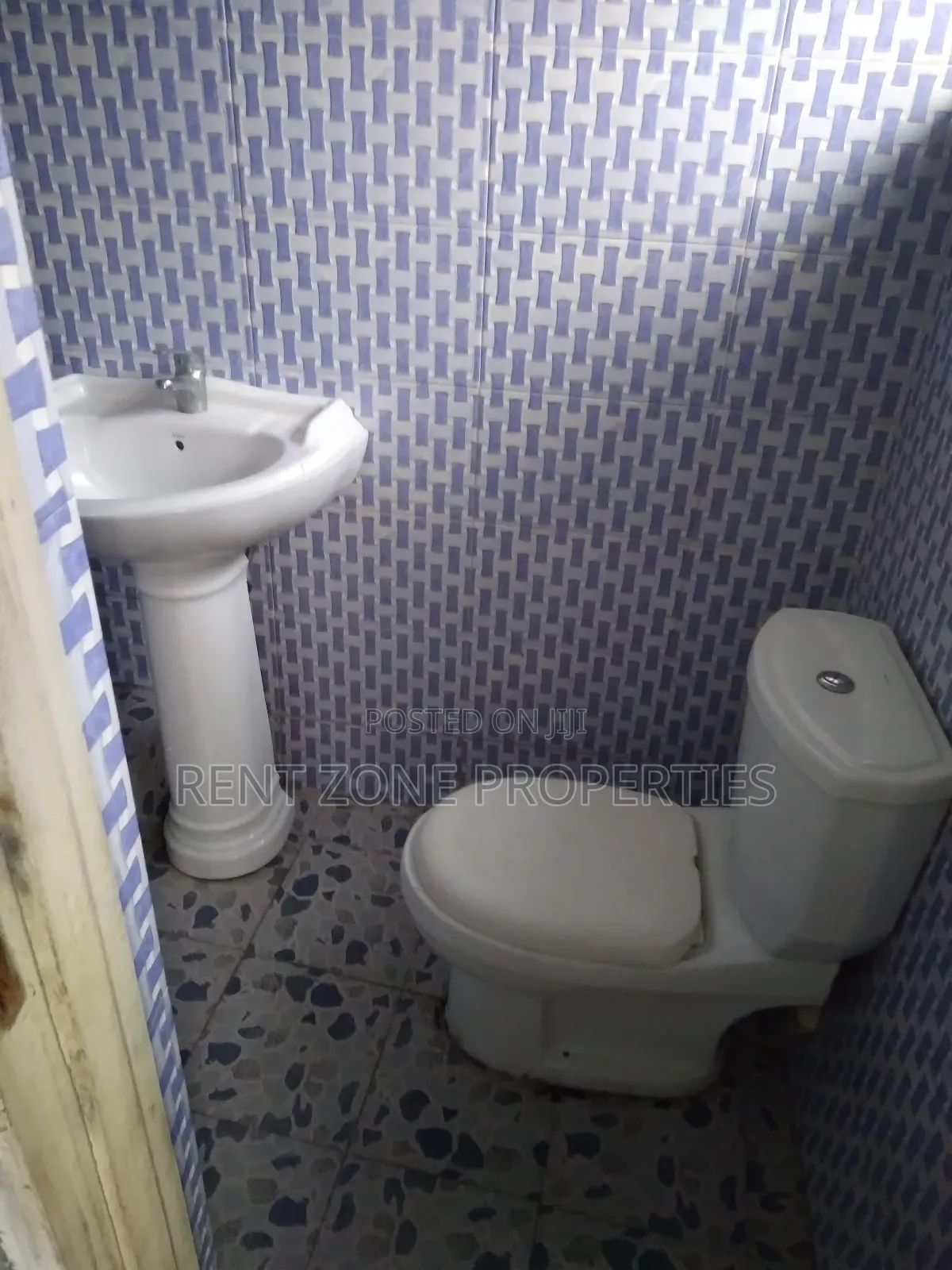 2bdrm Apartment in Ofankor for rent