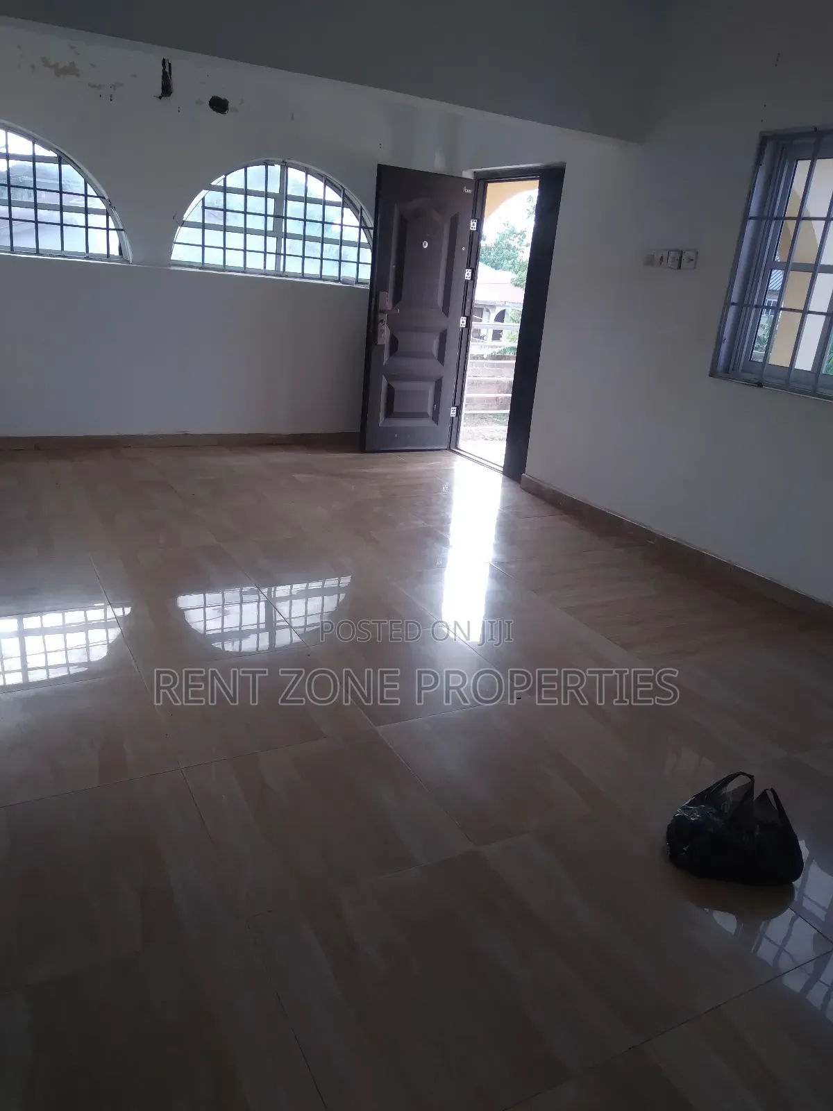 2bdrm Apartment in Ofankor for rent