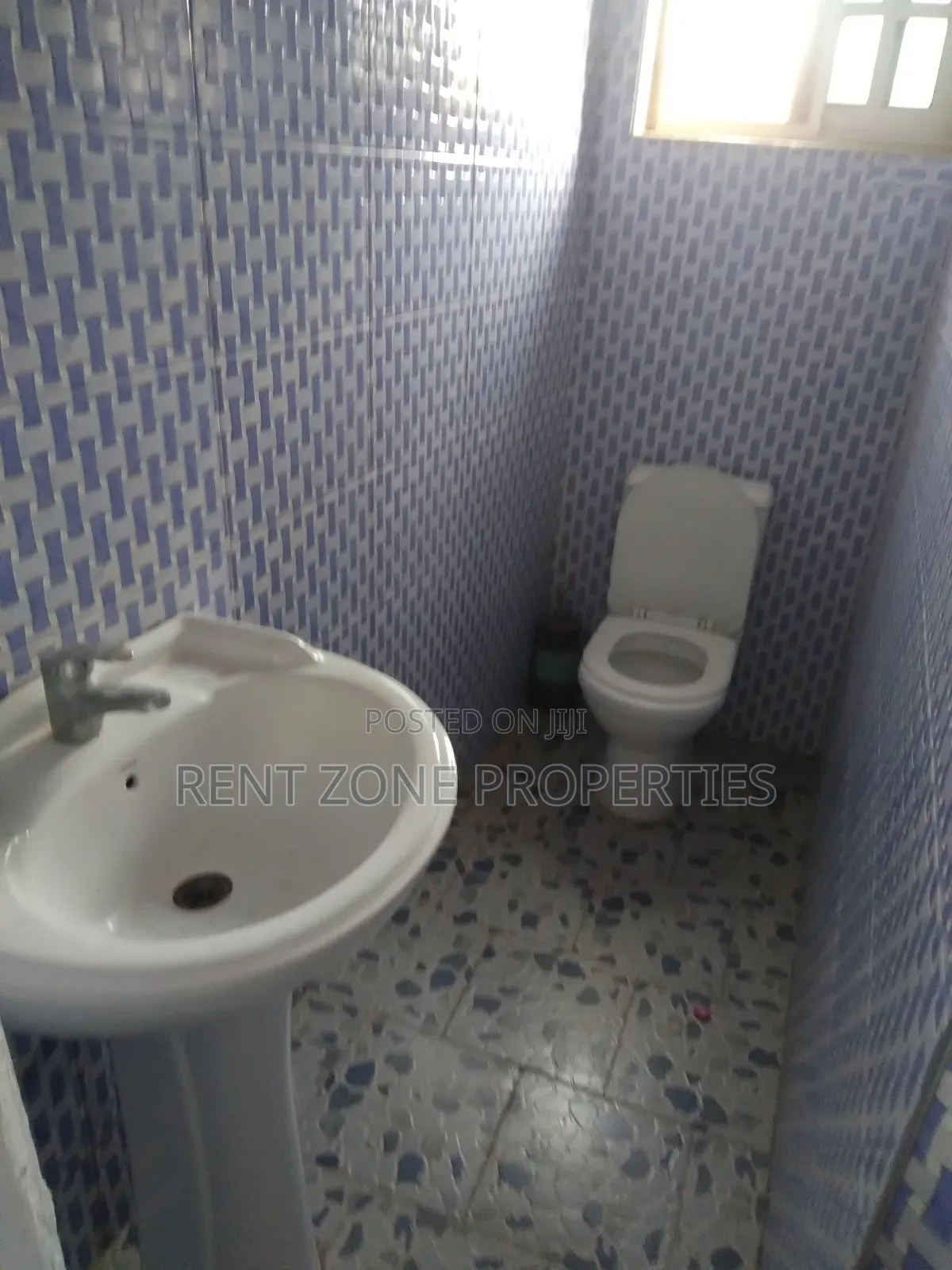 2bdrm Apartment in Ofankor for rent