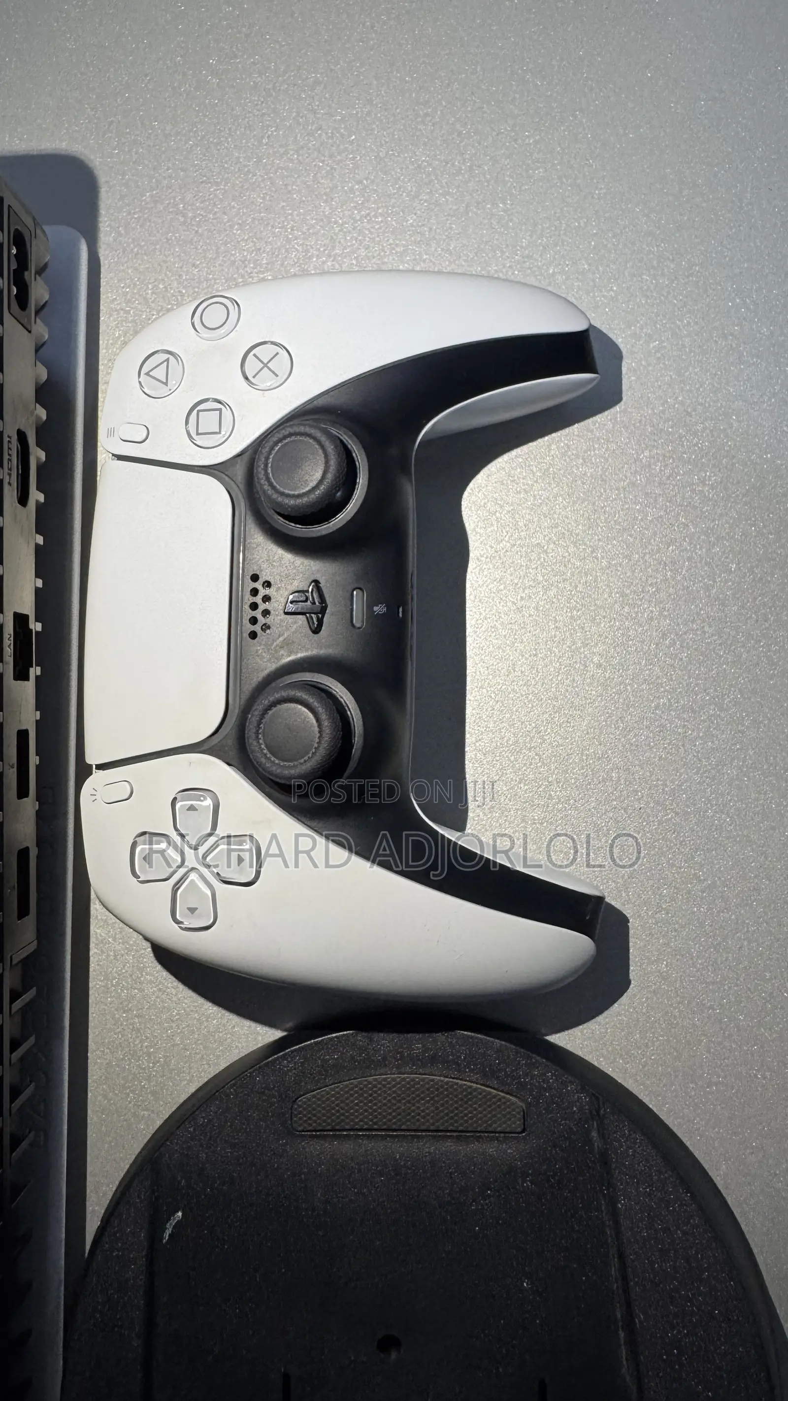 3months Pre-Owned Ps5 Standard With Games and a Controller