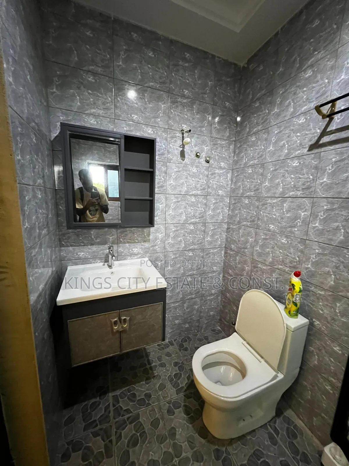 4bdrm House in Tesano Papaye for rent