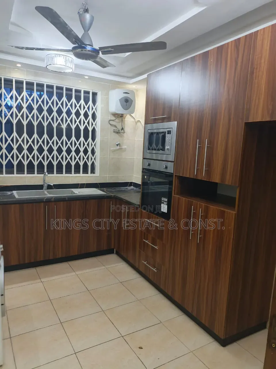 4bdrm House in Tesano Papaye for rent
