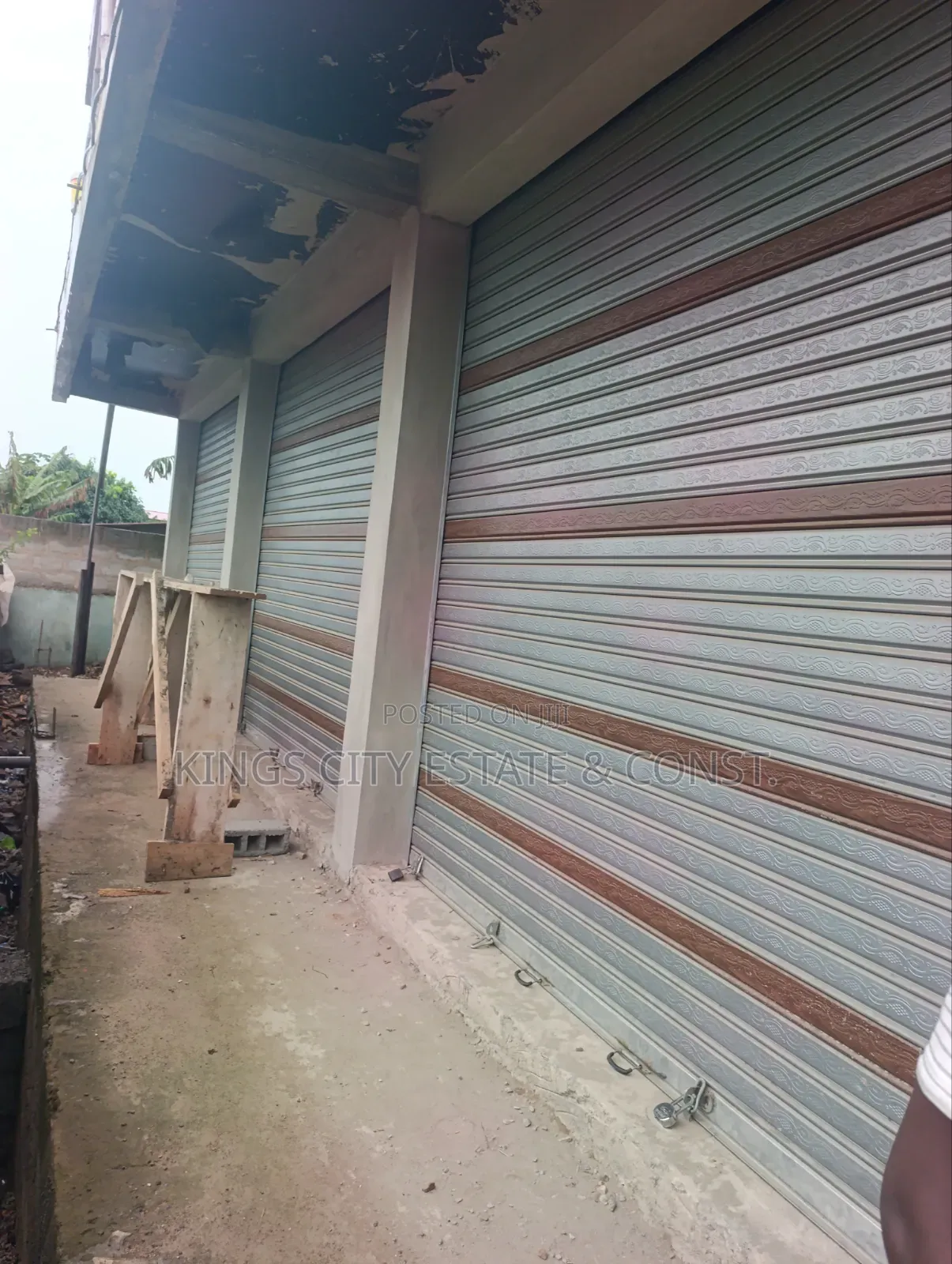 Shops Available for Rent at Pokuase Station