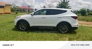 Hyundai Santa Fe 2018 White