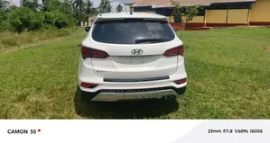 Hyundai Santa Fe 2018 White