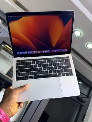 Laptop Apple MacBook Pro 2019 8GB Intel Core i5 SSD 256GB