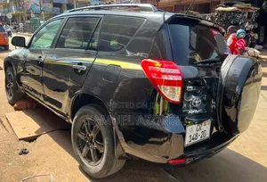 Toyota RAV4 2.5 4x4 2011 Black