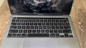 Laptop Apple MacBook Pro 2020 16GB Intel Core i7 SSD 512GB