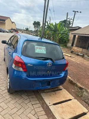 Toyota Vitz 2010 Blue