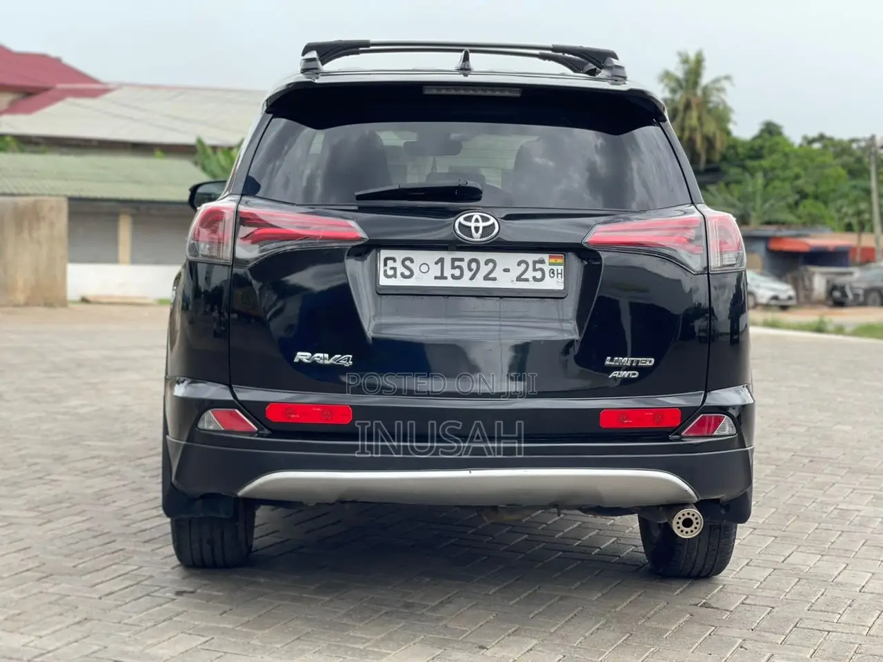 Toyota RAV4 XLE 4dr SUV AWD (2.5L 4cyl 6A) 2018 Black