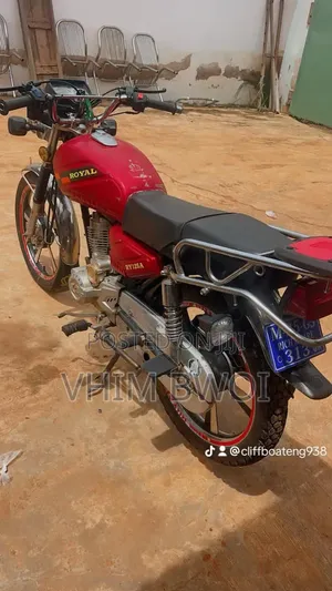Royal RY125 2025 Red