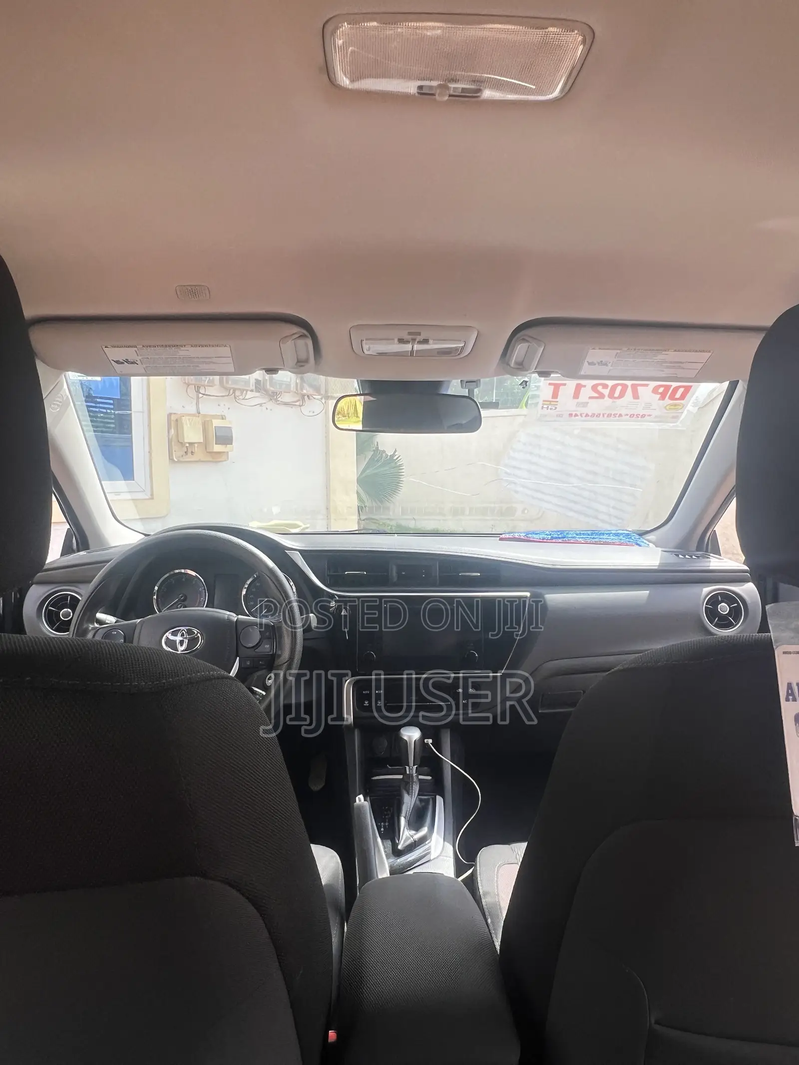 Toyota Corolla LE Eco (1.8L 4cyl 2A) 2019 Black