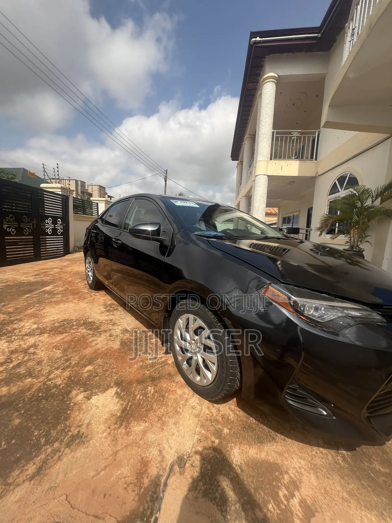Toyota Corolla LE Eco (1.8L 4cyl 2A) 2019 Black