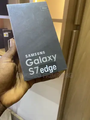 New Samsung Galaxy S7 edge 32 GB Gold