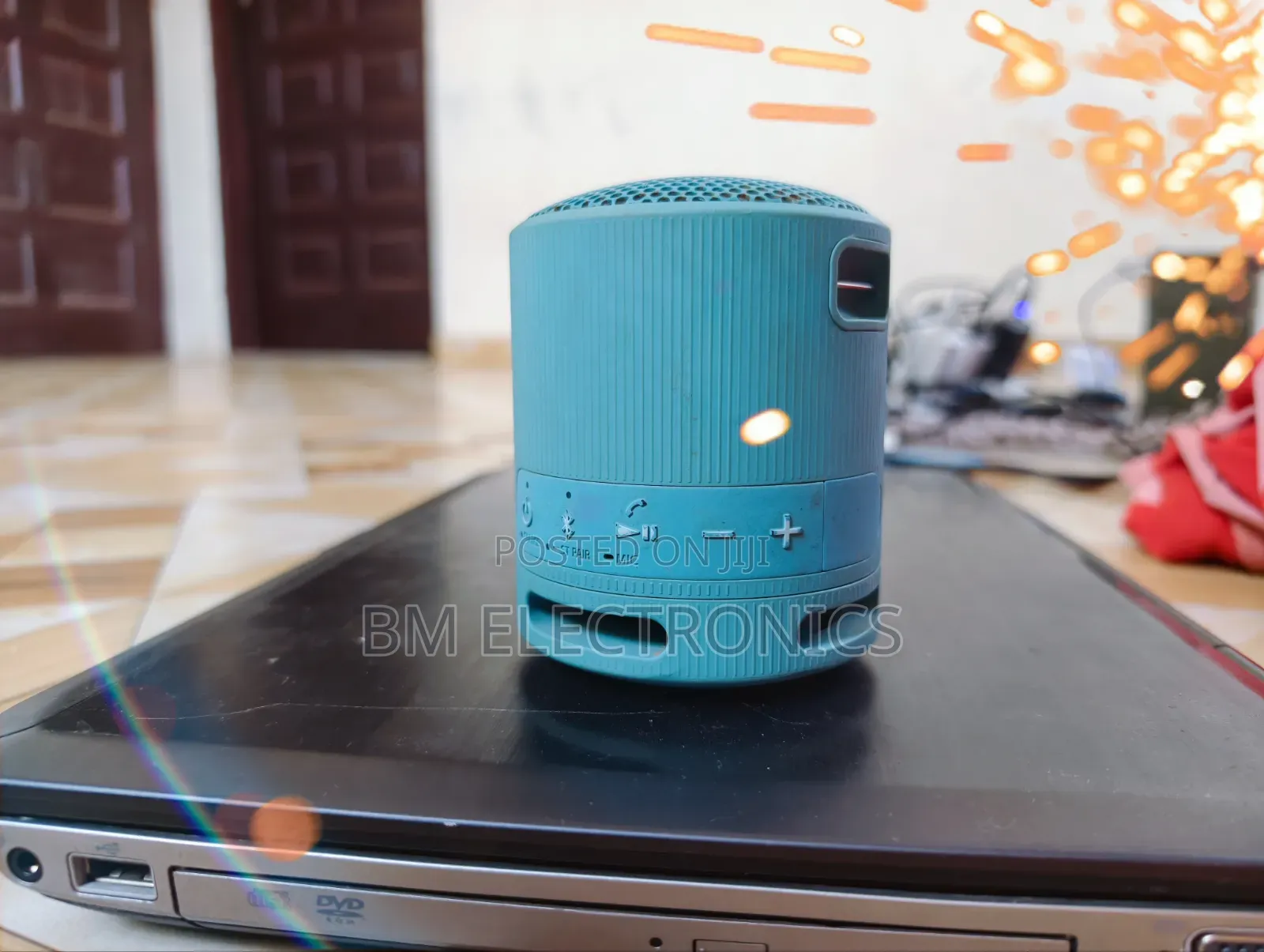 Sony Xb100