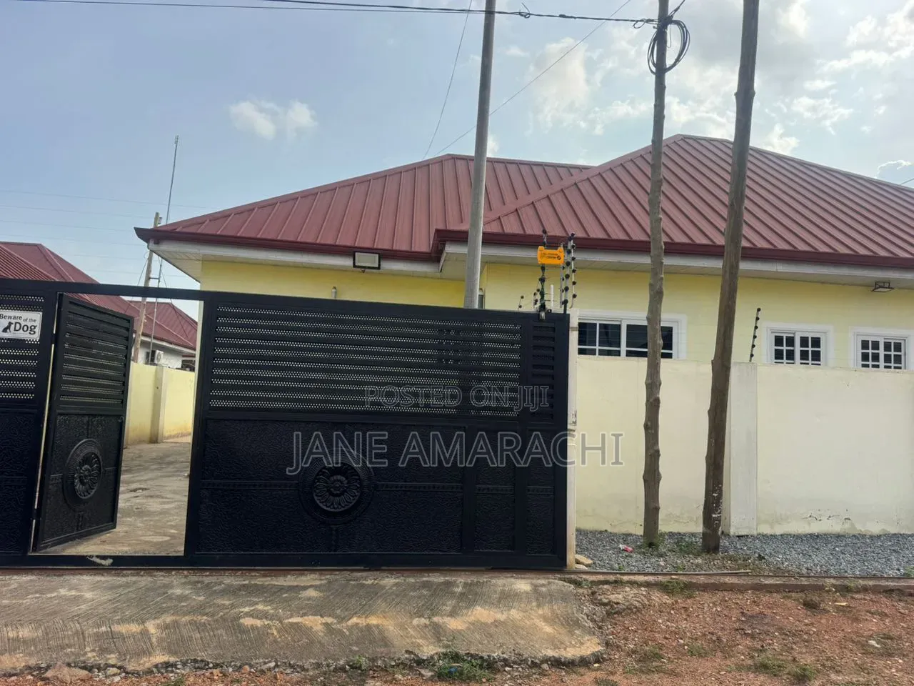 4bdrm House in Cfc Estate, Ola Achool Area for rent