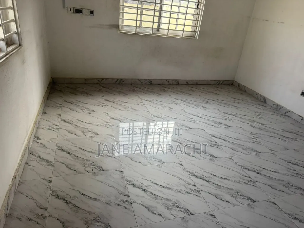 4bdrm House in Cfc Estate, Ola Achool Area for rent