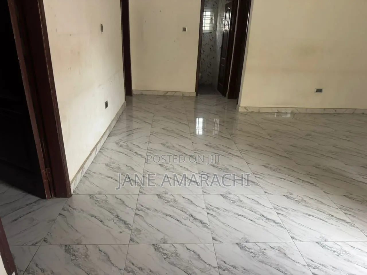 4bdrm House in Cfc Estate, Ola Achool Area for rent